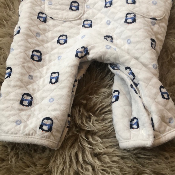Quilted penguin baby onesie - Picture 4 of 4